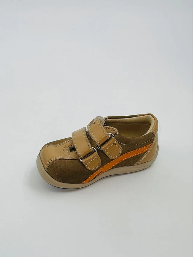 Adidasi baieti Cod 23KAKI